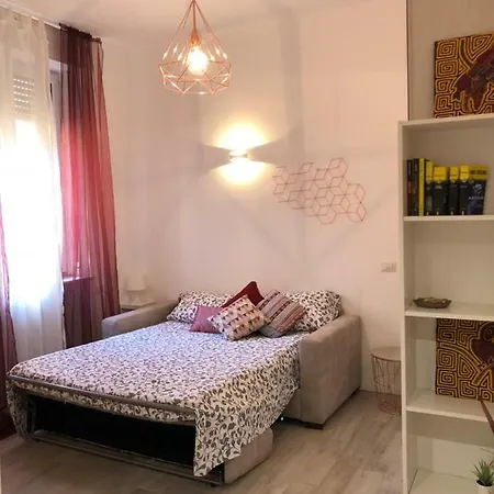Joy House -Central City Near Metro Arco Della Pace Brera-Entire Apartment Perfect For Work & Play, Nightlife With Ac & Fast Wifi Welcome To The Cool Joy House! Milan Exterior photo