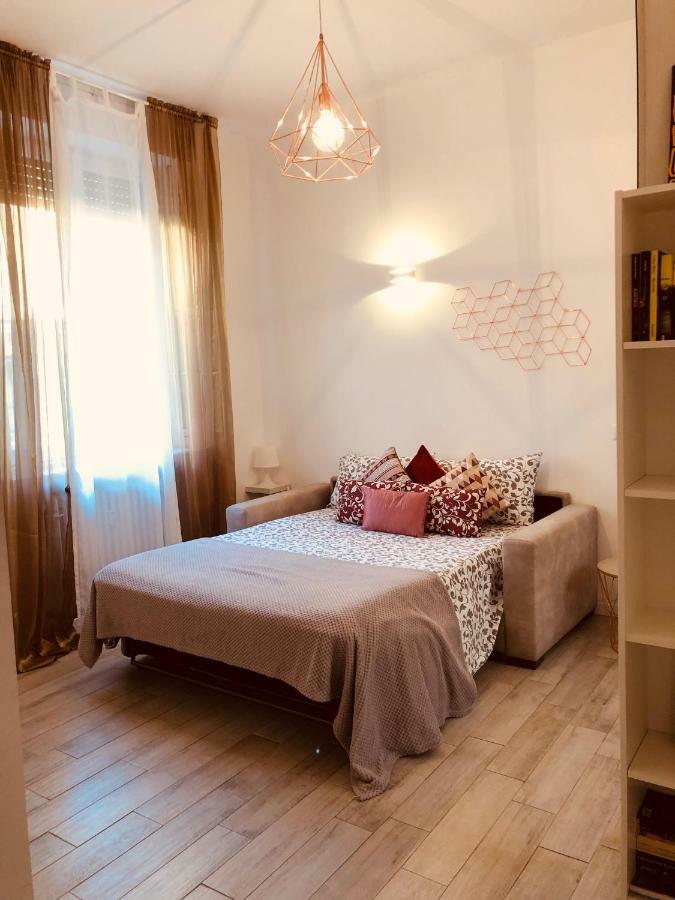 Joy House -central Near Metro Arco Della Pace Brera-entire Perfect For Work & Play, Nightlife With Ac & Fast Wifi Welcome To The Cool Joy House! Mailand